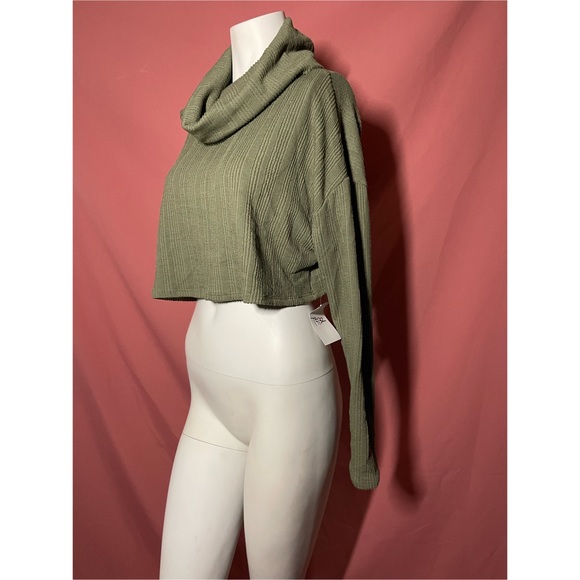 Long sleeve turtle neck blouse - Picture 1 of 1